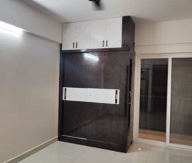Skilled Interior Designer for Custom Interior Solutions